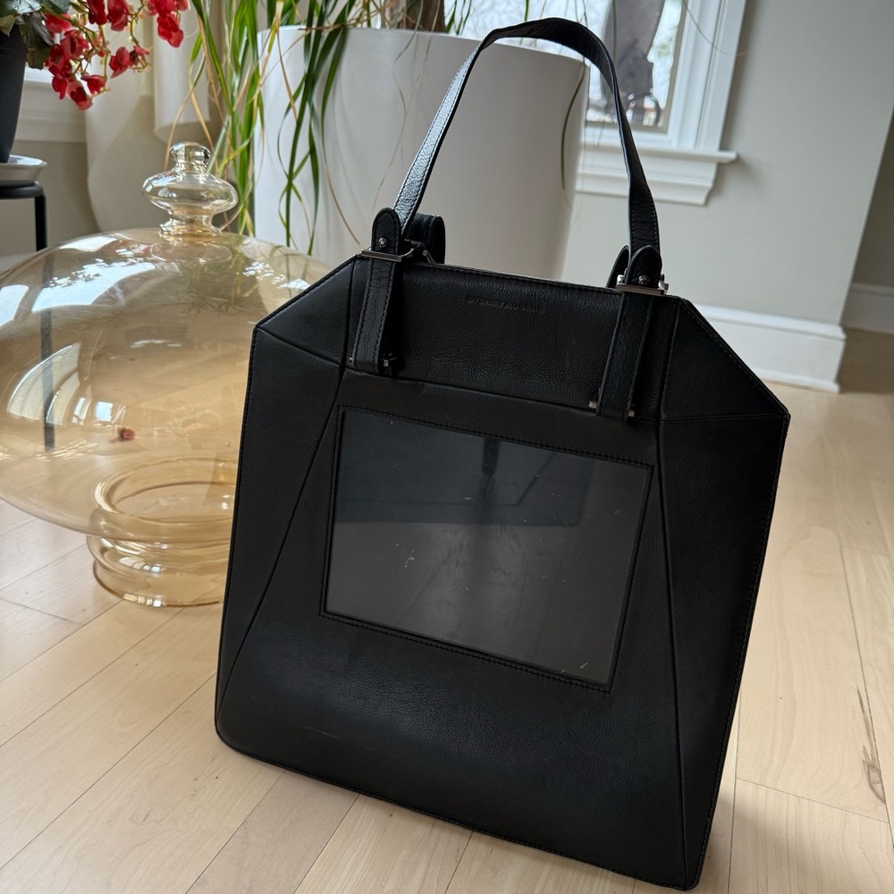 Sydney Rogers Syro Tote